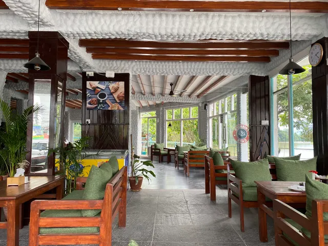 Hello Friends's Cafe