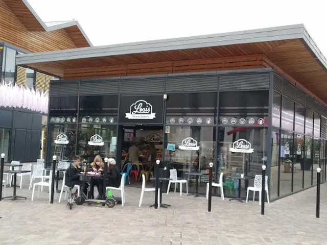 Louis French Bakery