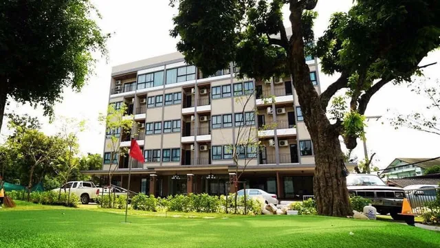 Mira Residence & Resort (halal)