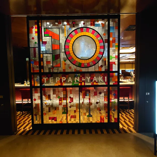 Wagyu Steak TEPPANYAKI 10 FUKUOKA