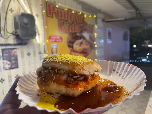 Punjabi Vada Pav