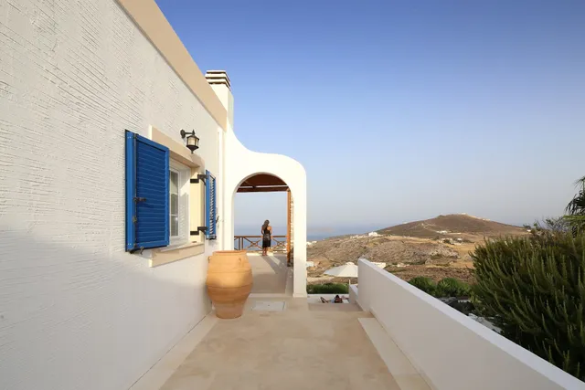 Syros Luxury Living