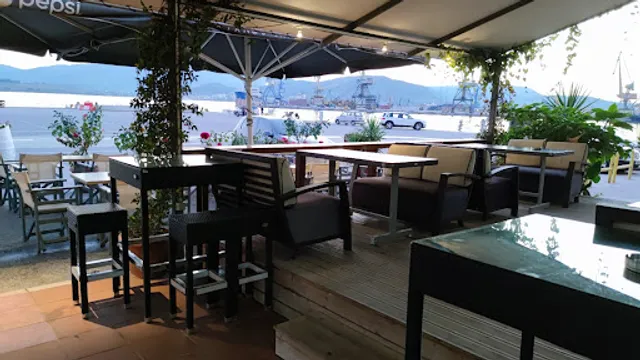 KYKNOS coffee and more