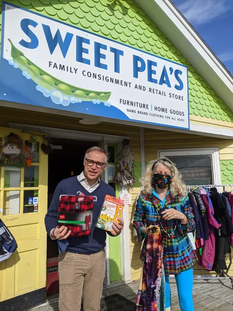 Sweet Peas Family Consignment