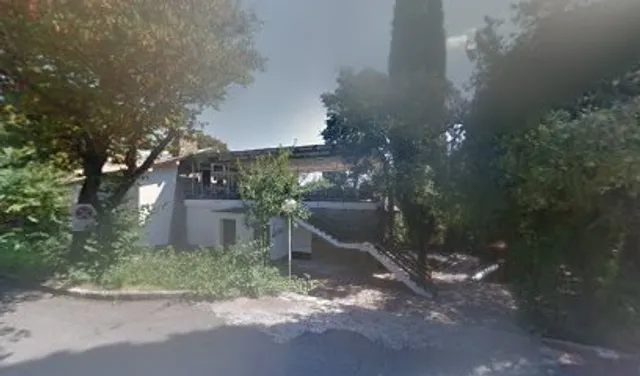 Restaurant-Hotel "hut"