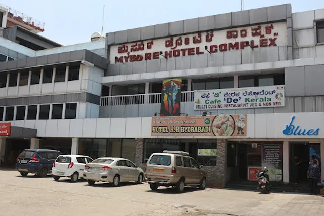 Hotel RR Mysore - Red Pepper Restaurant