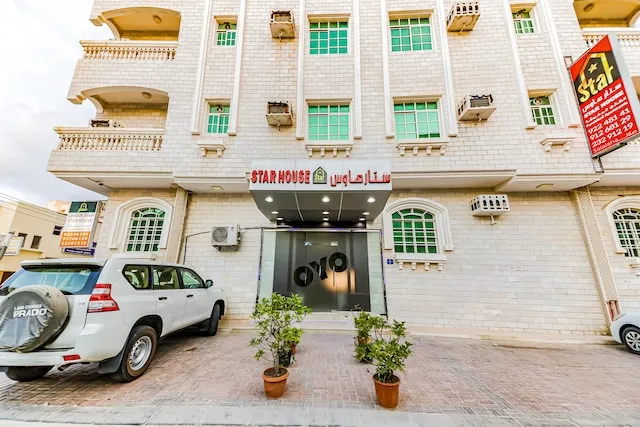 OYO 105 Star House 05