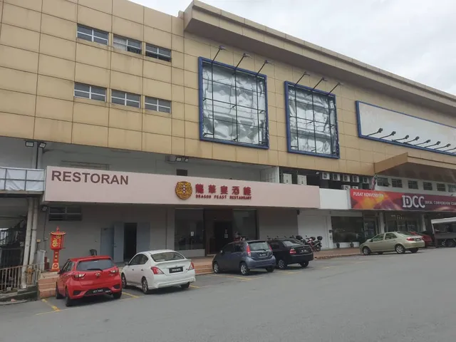 Dragon Feast Restaurant 龙华宴酒楼