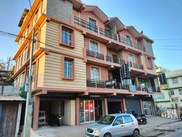 AROMA INN AND EATERY