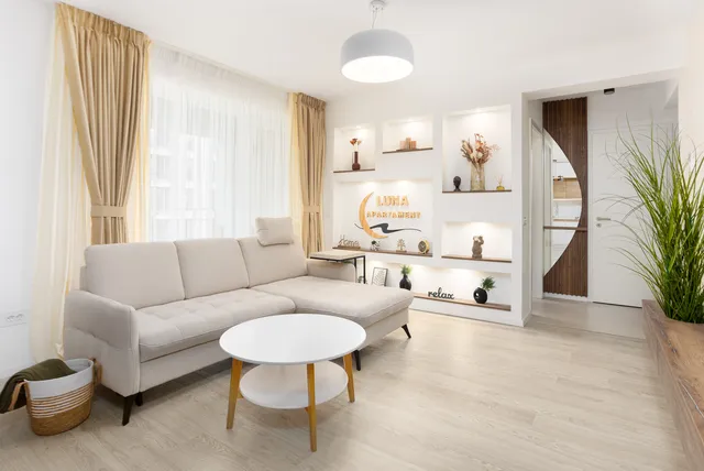 Luna Apartament | Brasov | Cazare Regim Hotelier | Parcare Gratuita