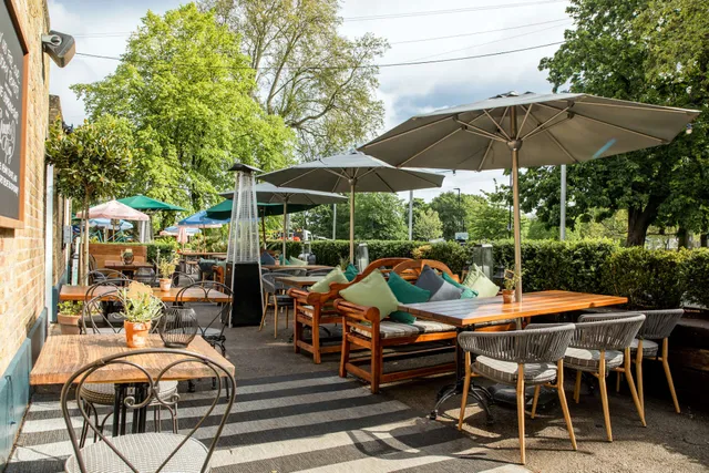 The Windmill (Hotel)