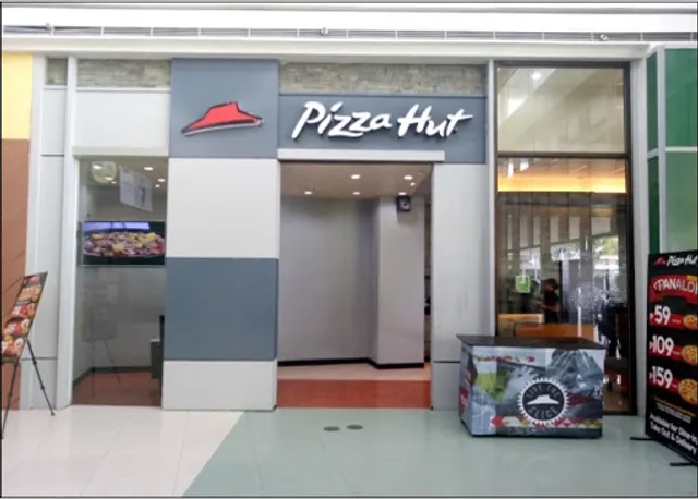 Pizza Hut SM Naga