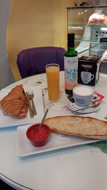 Cafetería Panadería Méndez