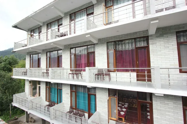 OYO Hotel Hadimba Manali