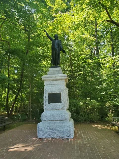 Battlefield Visitors Center