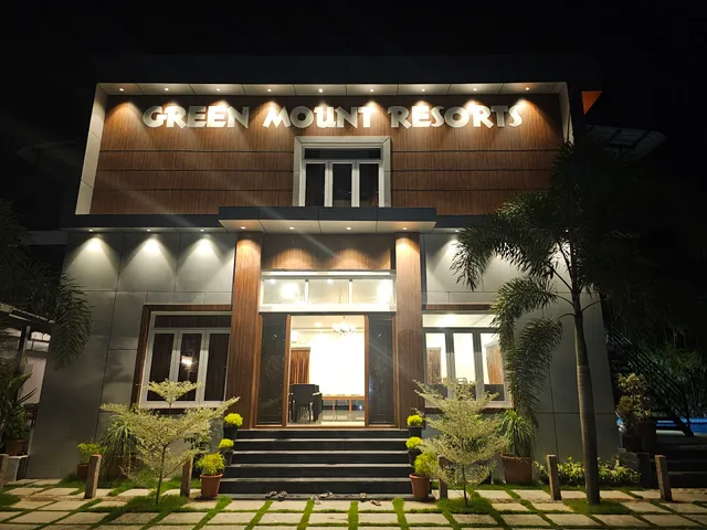 GREEN MOUNT RESORTS