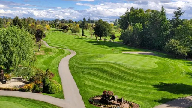 Poppy Estate Golf Course