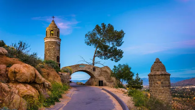 Dynasty Suites Hotel