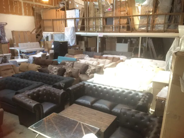 Nikki's Furniture Warehouse