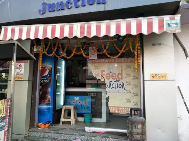 Food junction