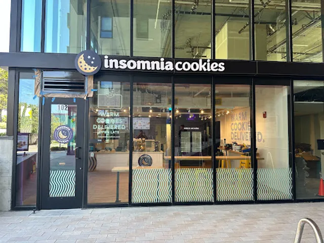 Insomnia Cookies