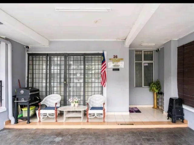 SHAH ALAM GOLDEN HOMESTAY SEKSYEN 7