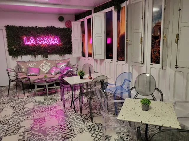 Cafetería-pub LA CASA