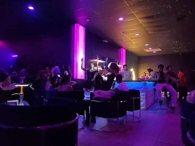 Midnight Hookah lounge