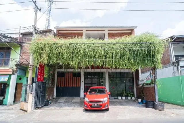 RedDoorz syariah @ Selomangleng Kediri