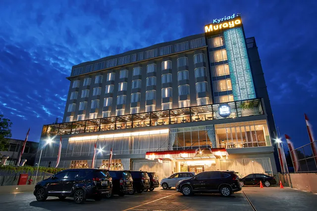 Hotel Kyriad Muraya