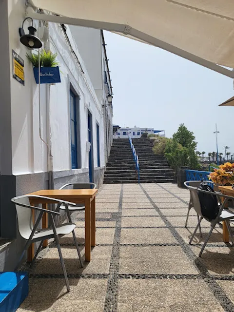 Restaurante La Chalana Del Charco