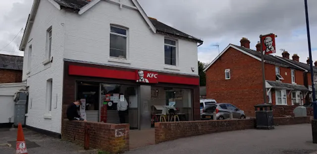 KFC Cowplain - London Road