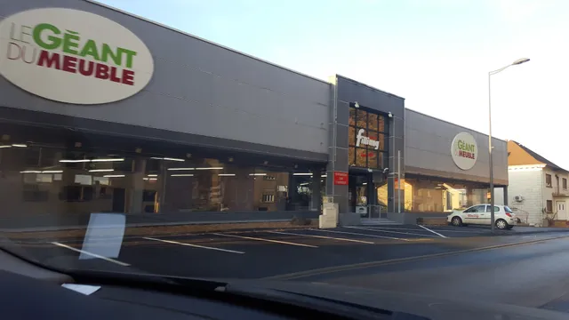 Le Géant du Meuble-Filliung / Magasin de Meubles & Canapés