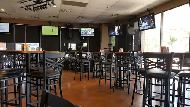 Plano Sports Tavern