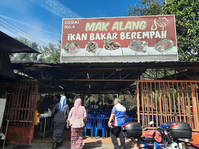 Ikan Bakar Jalan Bellamy Gerai Seri Menanti (No.1)