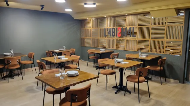 L'ABISMAL - Tapes, Cafeteria i Restaurant