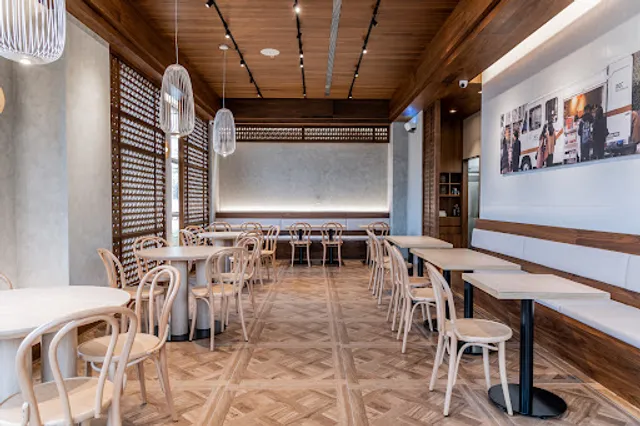 REC COFFEE Taichung Chongde Shop