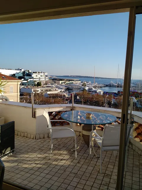 Cannes-Festival-Residence