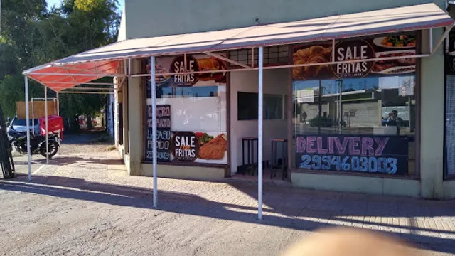 Sale con Fritas, casa de comidas