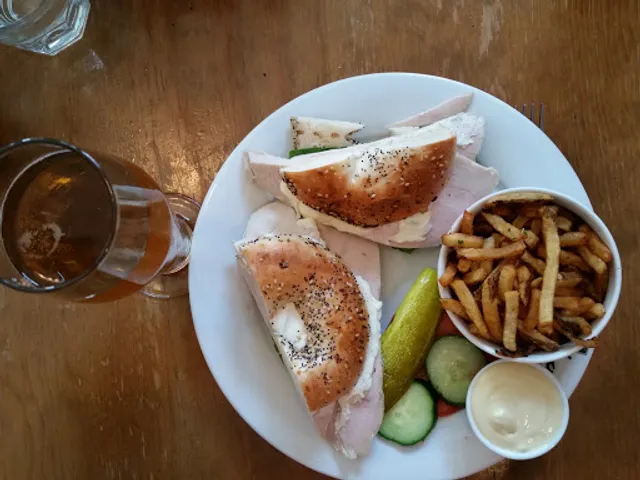 Cafe Patachou Clay Terrace