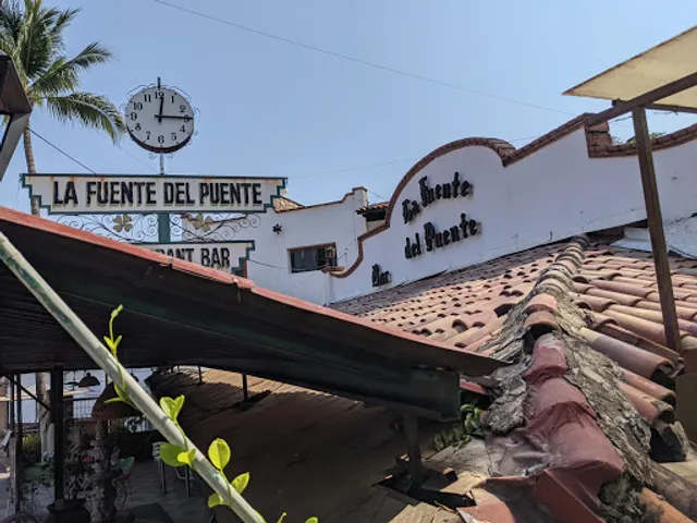 Puente Cuale Restaurant and Bar