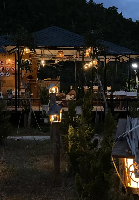 Trũng - Party In The Forest