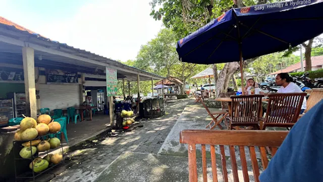 Warung Babi Guling Pura Uluwatu