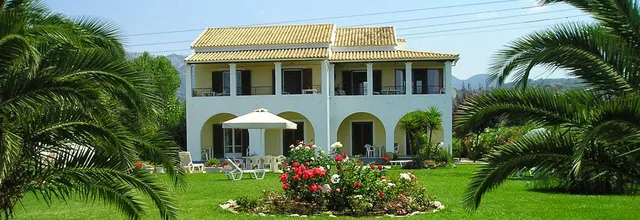 Eleftheria Studios & Apartments