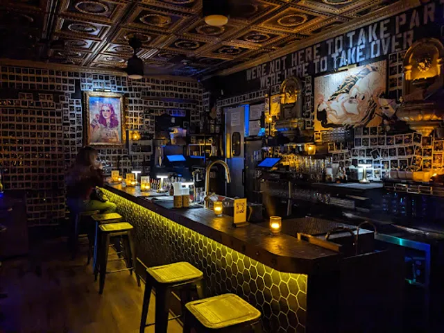 Killer Whale Sex Club