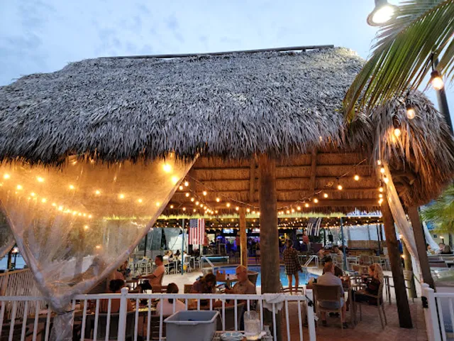 Blue Pointe Bar and Grill