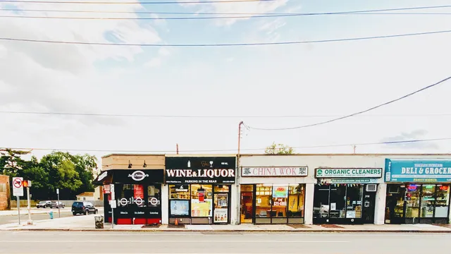 South Face Wine & Liqour