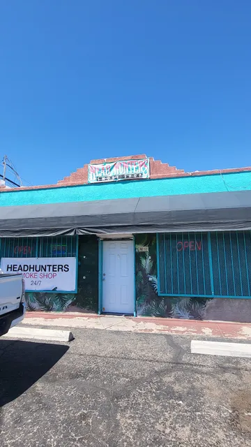 Head Hunters Smoke Shop