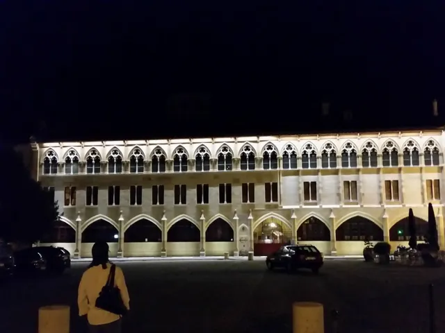 La Maison Tupinier - Gite location de vacances haut de gamme au calme - CLUNY 71