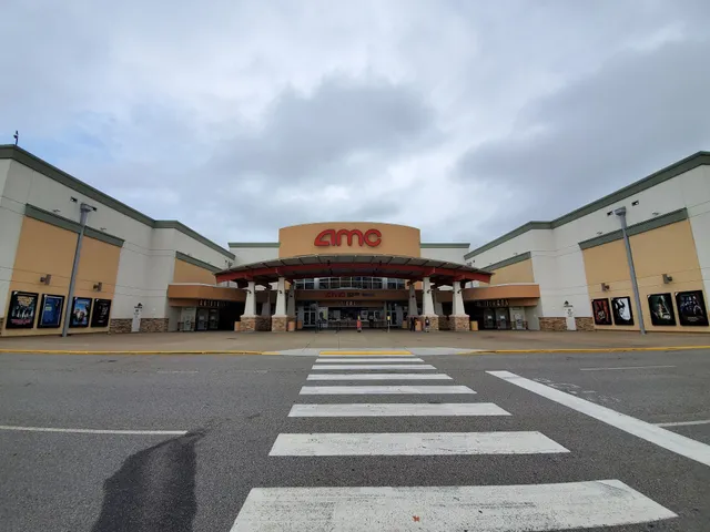 AMC Potomac Mills 18